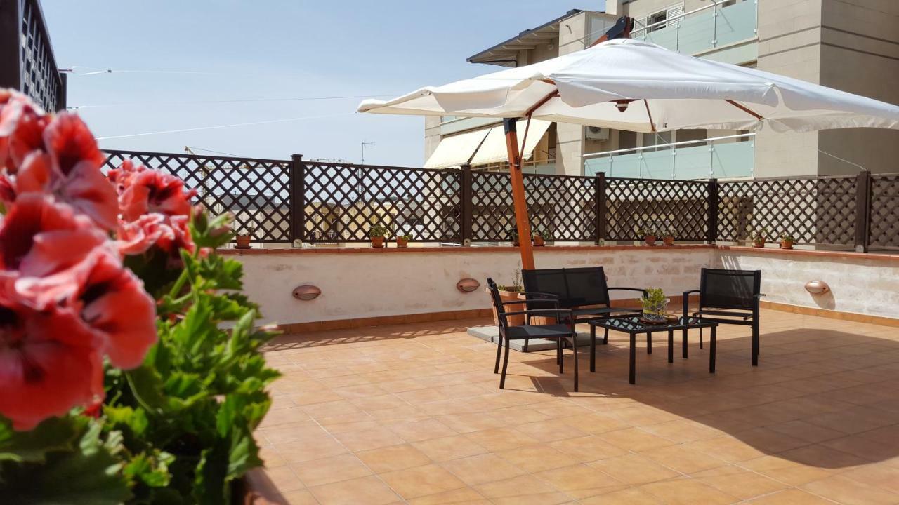 Terrazza Zefiro Casa Vacanze Матера Экстерьер фото